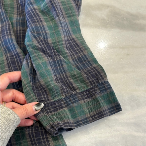L.L. Bean Green and Blue Plaid Casual Button Down Shirt - Picture 7 of 10